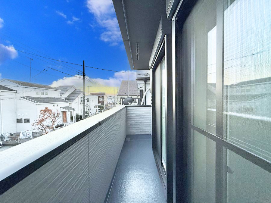 �o���R�j�[ ������ �G�߂̈ڂ낢����������J���I�ȋ�Ԃł�