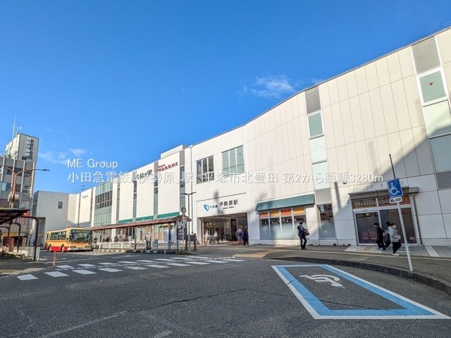 ӊ w 3400m c}cuɐvw