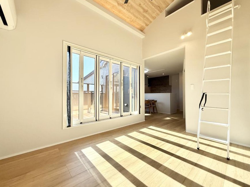 ���r���O ���������ƕ���������A�����b�N�X�ł�����