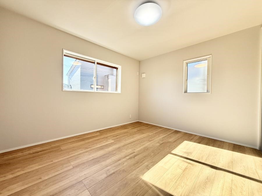 �q������ �������v���C�x�[�g��ԂƂ��ĐÂ��ŗ�������������񋟂��Ă���܂�