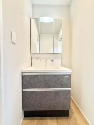 ӊ wZ 1100m ͌sowZ