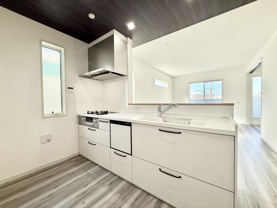 �L�b�`�� ����