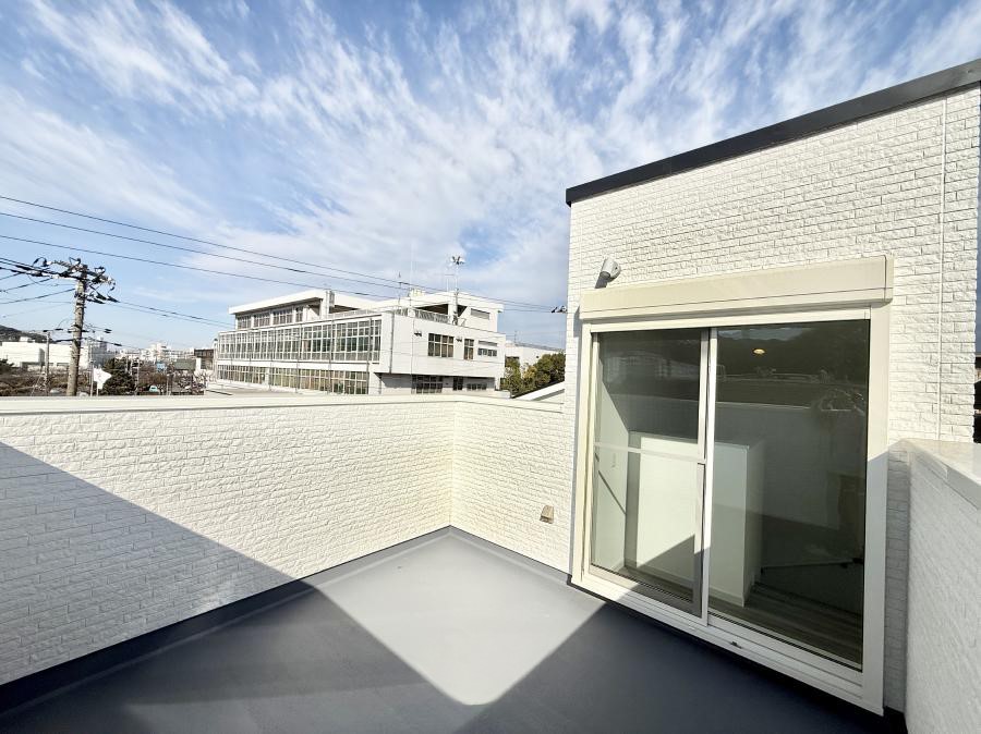 �o���R�j�[ ����