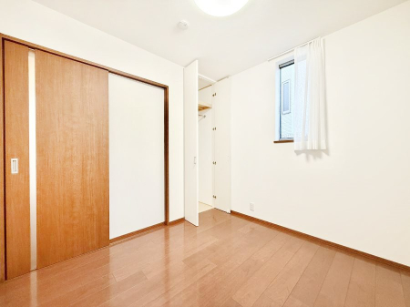 �Q�� ���������̔z�u��ʋC���̗ǂ��݌v�ŕ����̋�C�������炸�A��ɐV�N�ȋ�C������܂�