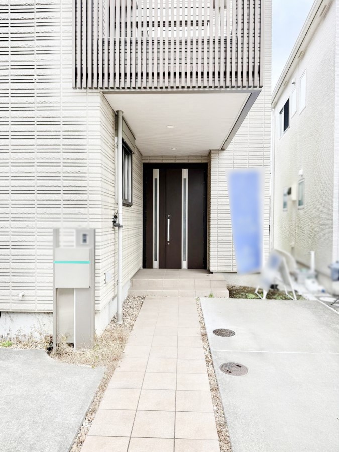 ���� �O�ρ� �V���v���Ŕ������A�Z�܂��̑���ۂ��ʂ錺�ւł�