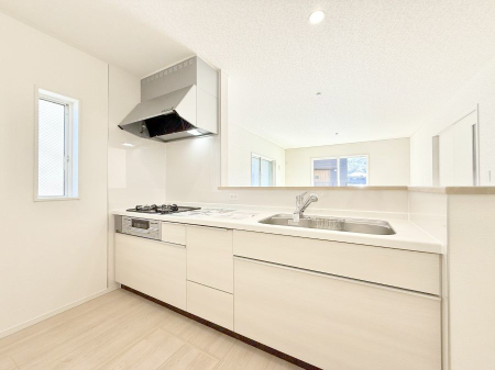 �L�b�`�� ���������y���݂ƐH�ׂ�K����͂���L�b�`��