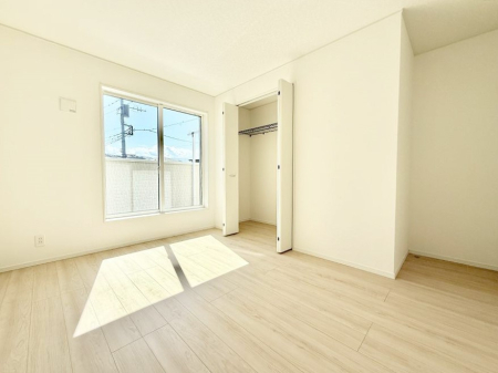 �Q�� ���������̔z�u��ʋC���̗ǂ��݌v�ŕ����̋�C�������炸�A��ɐV�N�ȋ�C������܂�