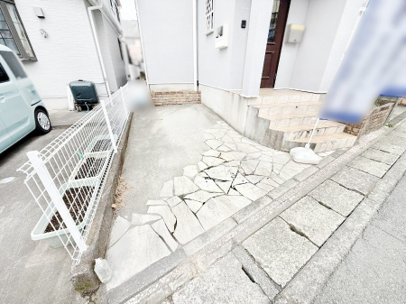  �O�ρ����K�Ȓ��ԃX�y�[�X�ň��S