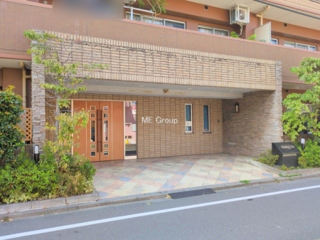 �G���g�����X �O�ρ��A�邽�тɈ��S����^���Ă����A���J�ɊǗ����ꂽ���L���