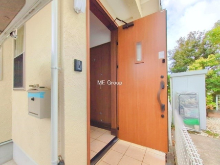 ���� �O�ρ� �V���v���Ŕ������A�Z�܂��̑���ۂ��ʂ錺�ւł�