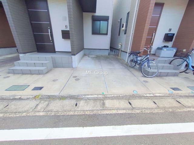  �O�ρ������̒��Ԃ����K��