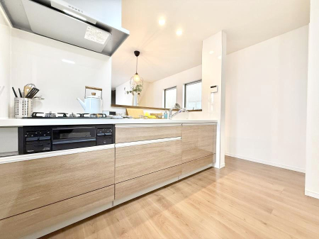 �L�b�`�� �������A�C�f�A�L����A�N���G�C�e�B�u�ȗ������