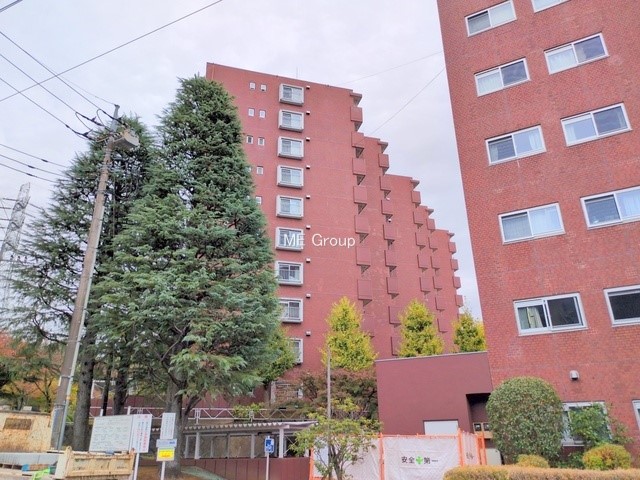 nOώʐ^ OρV炵n܂ꏊŁAƑJ[߂