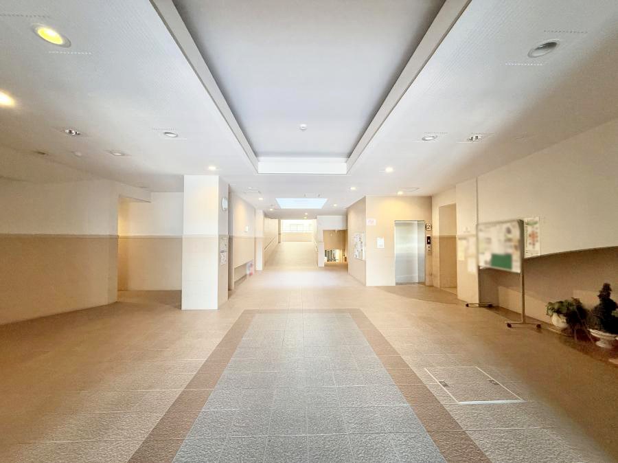 �G���g�����X �O�ρ��������������͋C�̃G���g�����X���Z�܂������������}���܂�