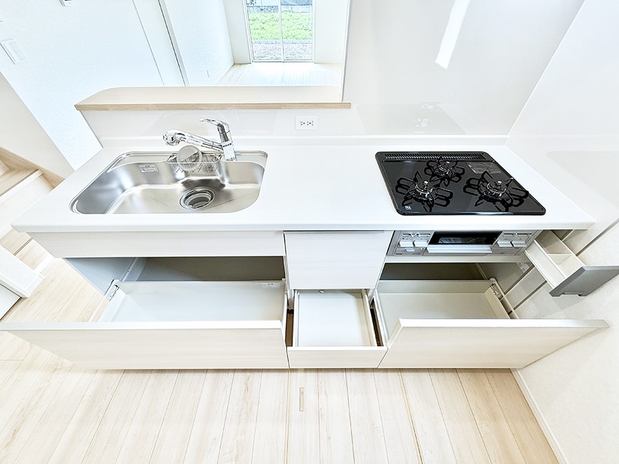 �L�b�`�� �������Ƒ����J��[�߂�A������̂���L�b�`��