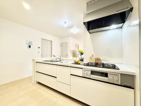 �L�b�`�� �������Ƒ����J��[�߂�A������̂���L�b�`��