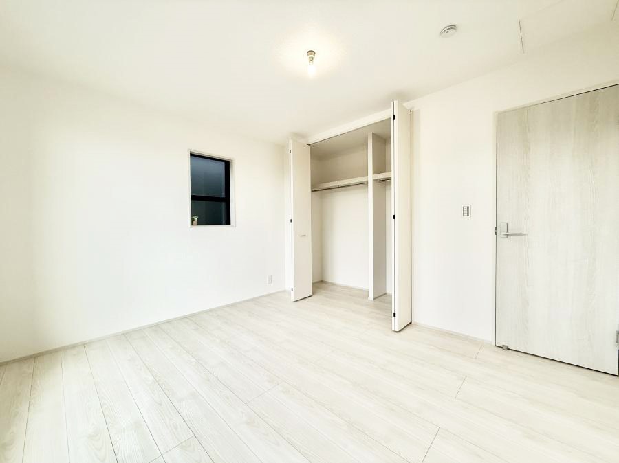 ���̑����� �������D��ŉ��₩�Ȏ��Ԃ��������