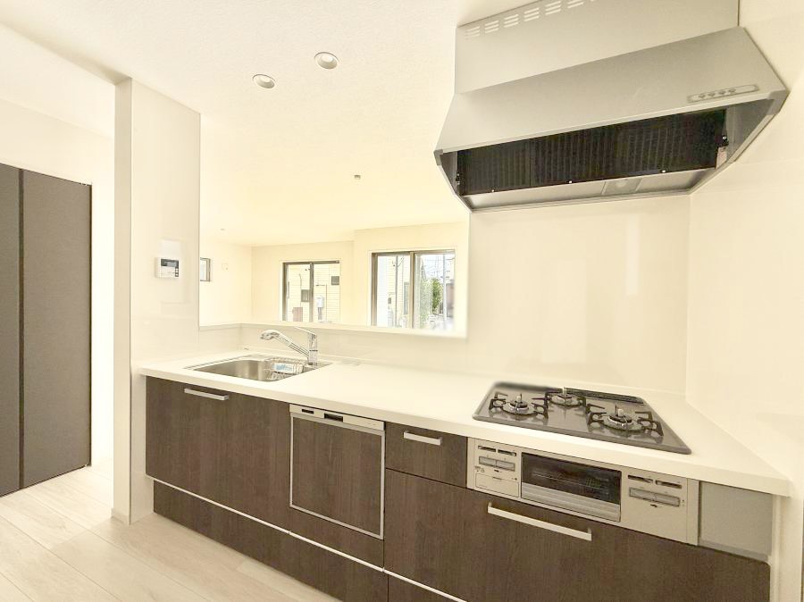 �L�b�`�� �������V���v���Ŕ������S�n�悢���Ԃ𐶂ރL�b�`�����