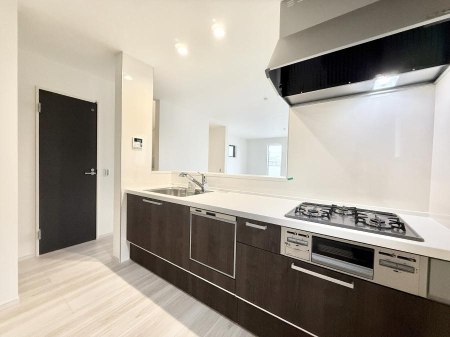 �L�b�`�� �������V���v���Ŕ������S�n�悢���Ԃ𐶂ރL�b�`�����