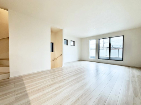 ���̑����� �������Ƒ��̏Ί炪���ӂ��A���났�̋��