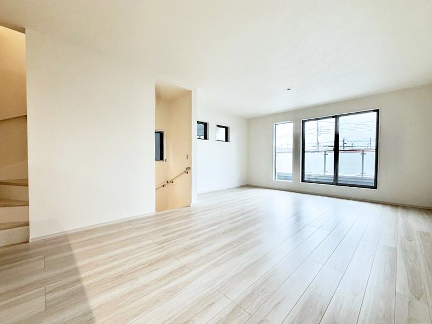 ���̑����� �������Ƒ��̏Ί炪���ӂ��A���났�̋��