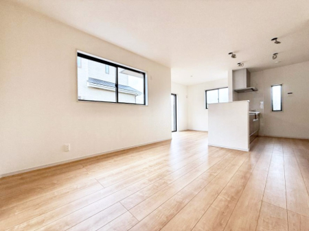 ���̑����� �������Ƒ��̏Ί炪���ӂ��A���났�̋��