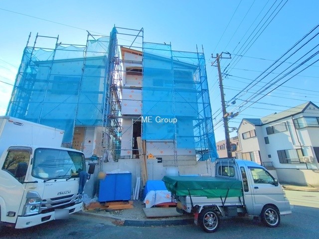 nOώʐ^ OρV炵n܂ꏊŁAƑJ[߂