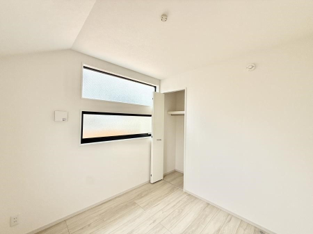 �Q�� ���������̔z�u��ʋC���̗ǂ��݌v�ŕ����̋�C�������炸�A��ɐV�N�ȋ�C������܂�