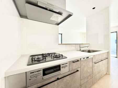 �L�b�`�� �������Ƒ����J��[�߂�A������̂���L�b�`��