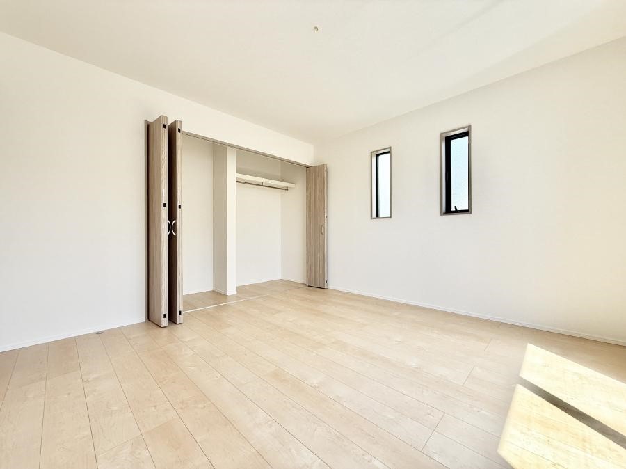 �Q�� ���������̔z�u��ʋC���̗ǂ��݌v�ŕ����̋�C�������炸�A��ɐV�N�ȋ�C������܂�