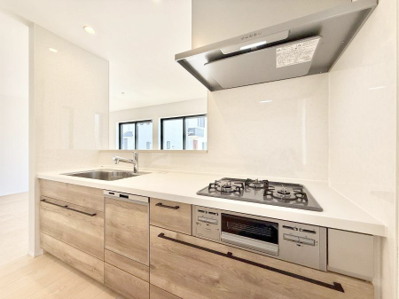 �L�b�`�� �������V���v���Ŕ������S�n�悢���Ԃ𐶂ރL�b�`�����