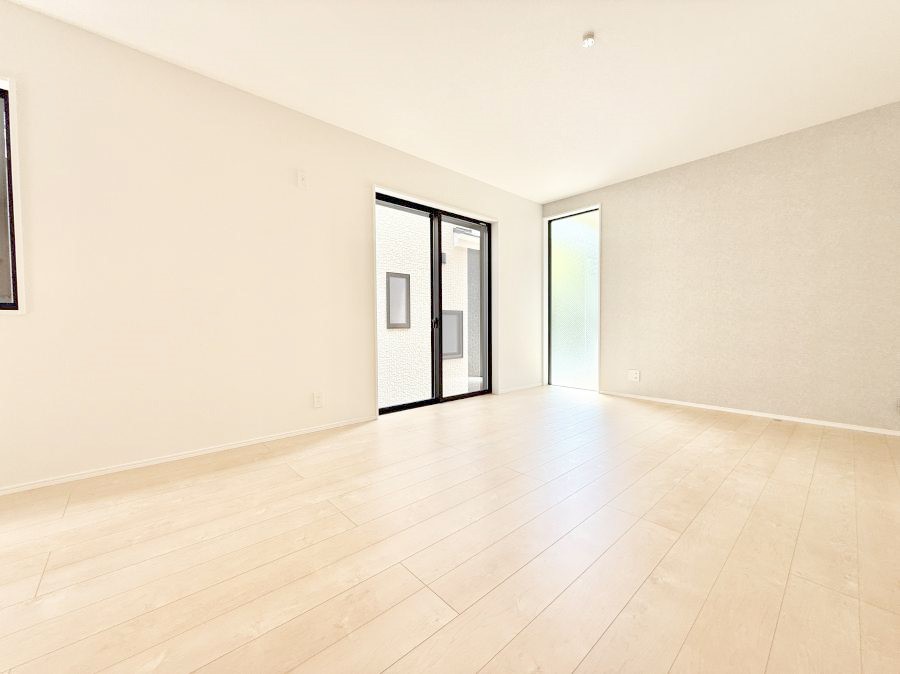 ���r���O ���������났�ƏΊ炪�W�܂�A�S���܂郊�r���O