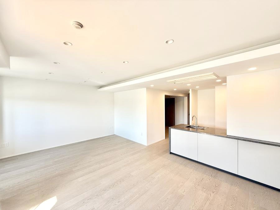 ���r���O ���������ƕ���������A�����b�N�X�ł�����