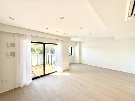 ���r���O �������V���v���������ґ�A��؂Ȑl�Ɖ߂����S���قǂ�����