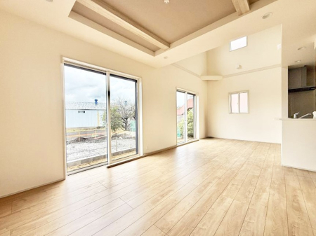 ���r���O �������V���v���������ґ�A��؂Ȑl�Ɖ߂����S���قǂ�����