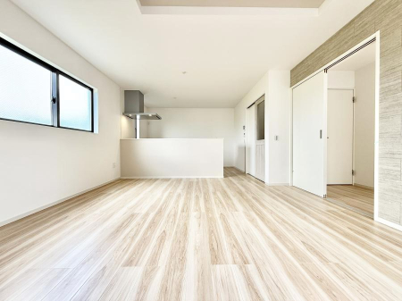 ���r���O �����������������Ɠ��ʂɂ���A�e���̋��