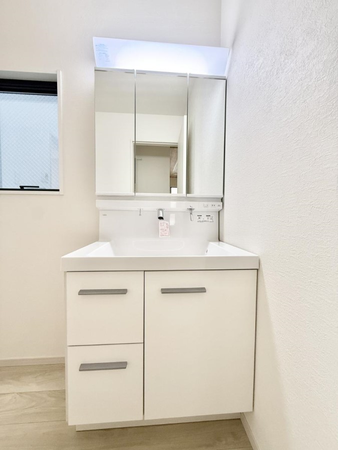 ���ʑ�E���ʏ� �������Ƒ��݂�Ȃ��g���₷���z�u�ł�