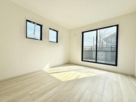 �Q�� ���������̔z�u��ʋC���̗ǂ��݌v�ŕ����̋�C�������炸�A��ɐV�N�ȋ�C������܂�