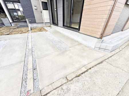  �O�ρ��J�[�X�y�[�X�L