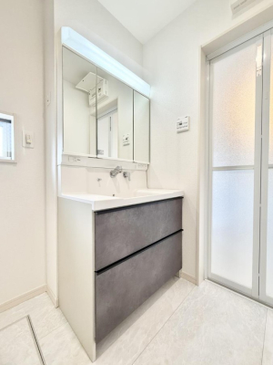 ���ʑ�E���ʏ� �������Ƒ��݂�Ȃ��g���₷���z�u�ł�