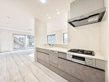 �L�b�`�� �����������������Ɗy�����Ȃ�A���K�ȃL�b�`�����