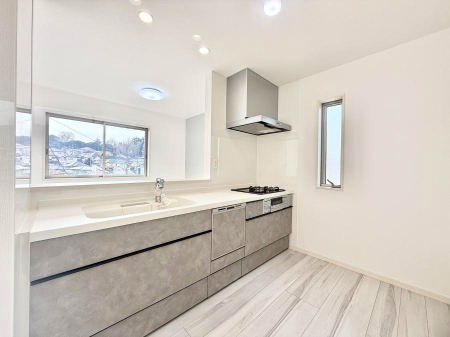 �L�b�`�� �������Ƒ��ƂȂ���A�R�~���j�P�[�V�����̏�