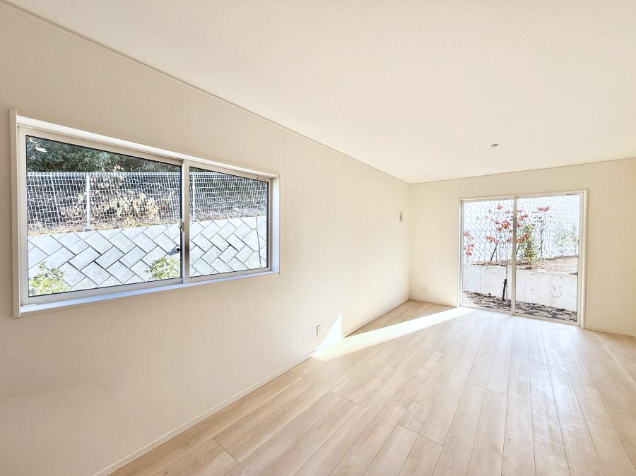 ���r���O ���������R�Ɖ�b�����܂��A�S�n�悢�ЂƂƂ�