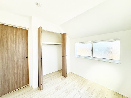 ���̑����� �����������������F�����̂������ŉ��₩�Ȏ��Ԃ��y���߂܂�