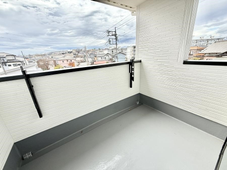 �o���R�j�[ ������ ��𒭂߂Ȃ���A�ق��ƈꑧ������ʂȋ��