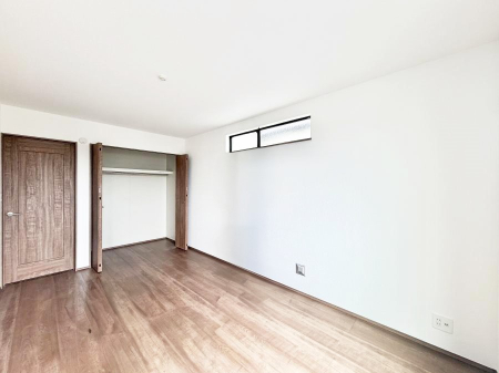 �Q�� ���������̔z�u��ʋC���̗ǂ��݌v�ŕ����̋�C�������炸�A��ɐV�N�ȋ�C������܂�