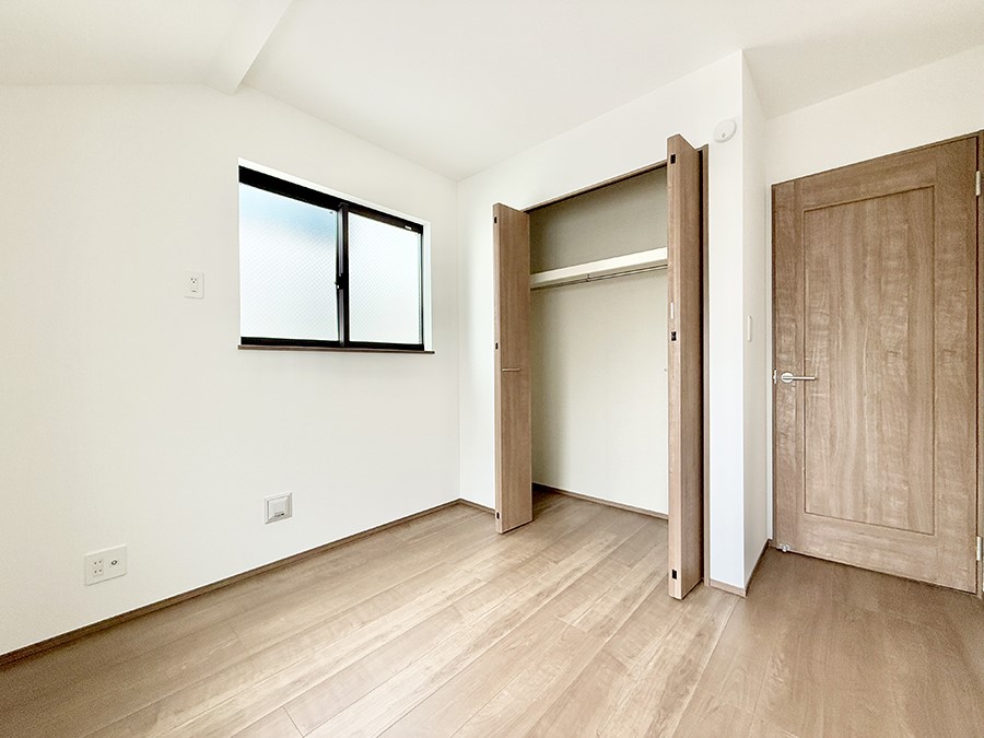 �q������ �������Ƌ�⃌�C�A�E�g�����R�ɔz�u�ł��邽�ߎg�����肪�ǂ����K�ɉ߂����܂�