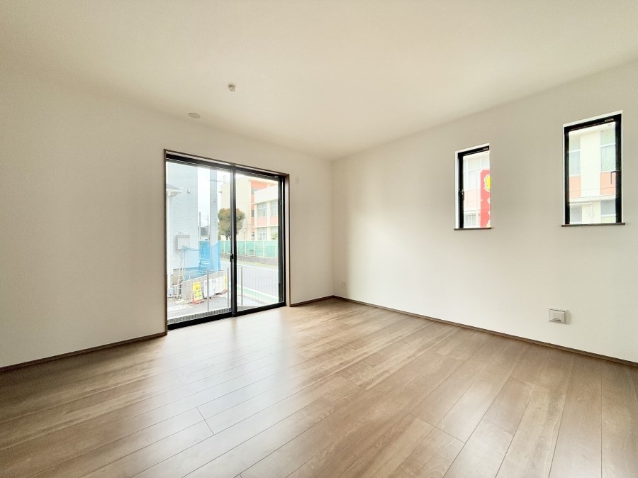 ���̑����� �������Ƒ��̏Ί炪���ӂ��A���났�̋��