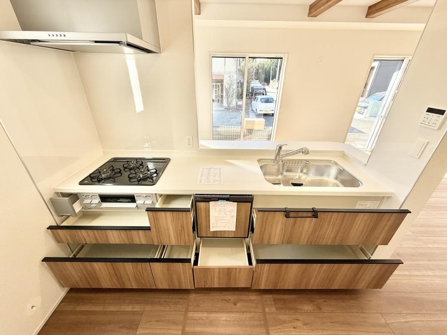 �L�b�`�� �������A�C�f�A�L����A�N���G�C�e�B�u�ȗ������