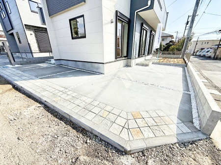  �O�ρ������̒��Ԃ����K��